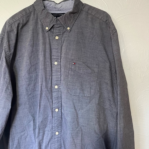 Tommy Hilfiger Classic Fit Button Down Blue Gray Textured Print Button Collar XL - Picture 3 of 9